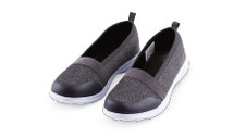 Women’s Casual Comfort Shoes 